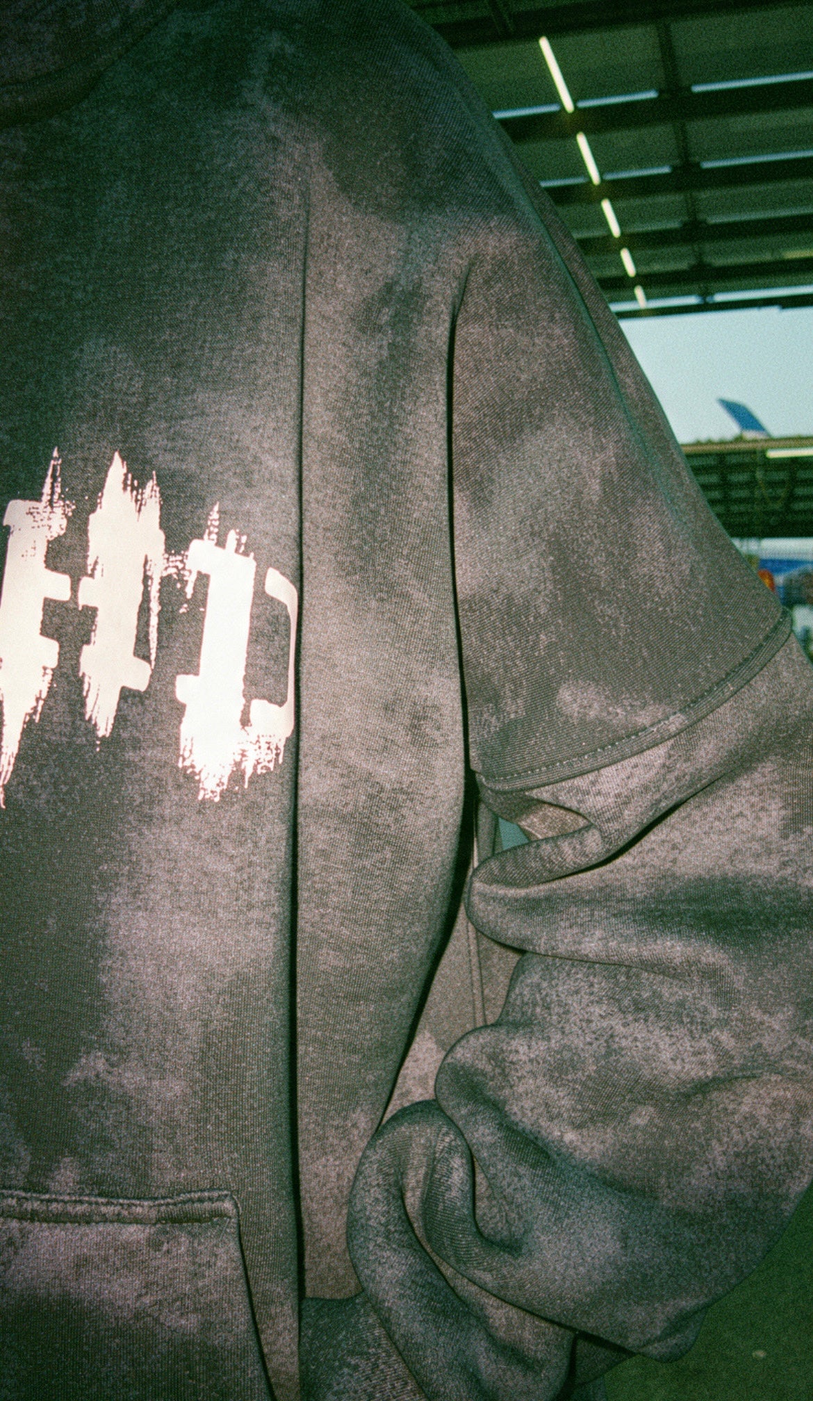 WASHED BLACK ZIP-UP