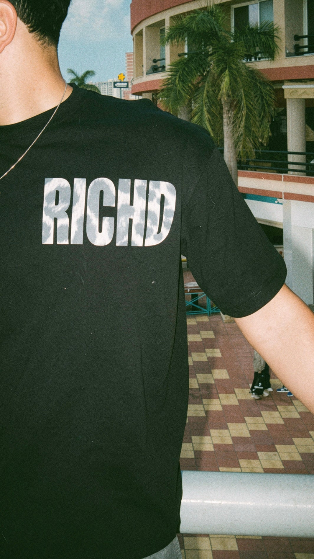 "UNKNOWN BUT RICH" BLACK EDITION